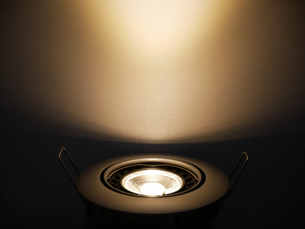 Aluminum MR16 GU10 LED Halogen Round Downlight Fixture Recessed Ceiling Light Adjustable Spotlight